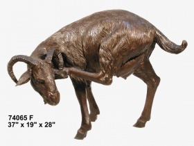 Скульптура из бронзы горный баран